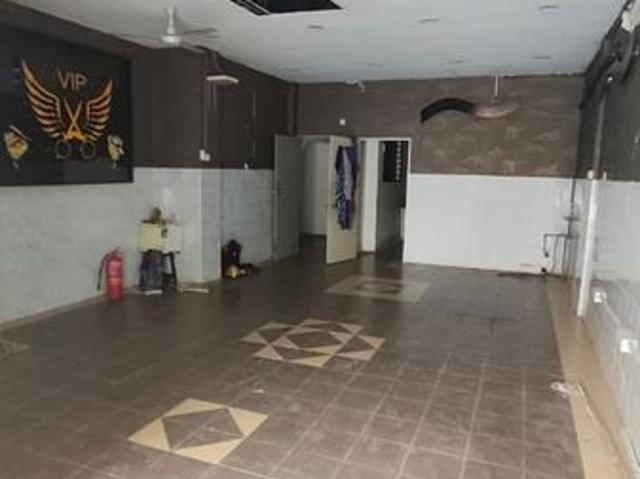 Shop for rent in Petaling, Damansara Damai