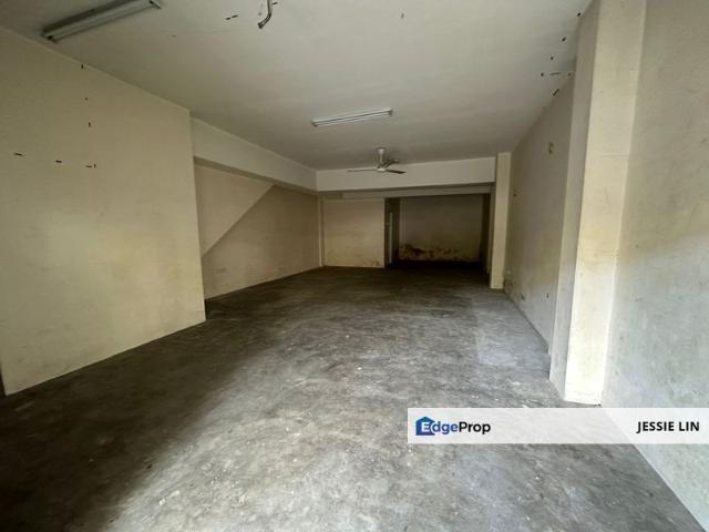 Shop for rent in Petaling, Damansara Damai