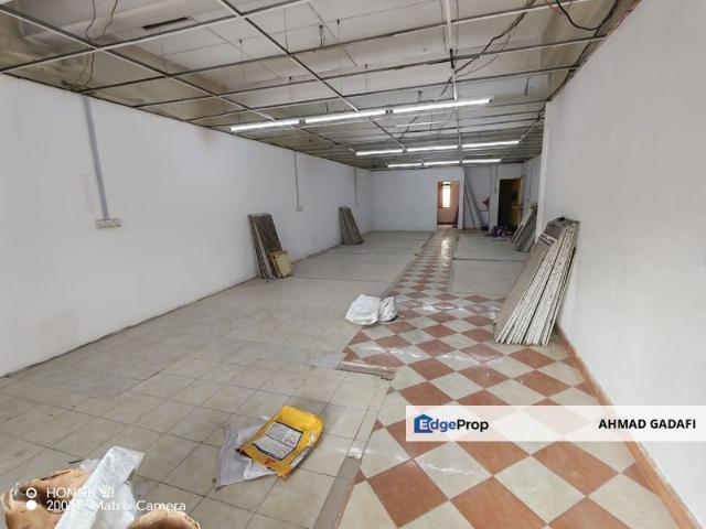 Shop for rent in Petaling, Damansara Damai