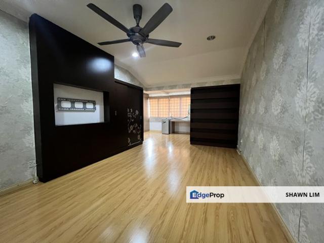 House for sale in Country Heights Damansara, Kuala Lumpur
