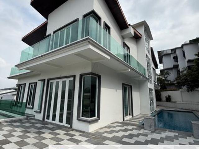 House for sale in Country Heights Damansara, Kuala Lumpur