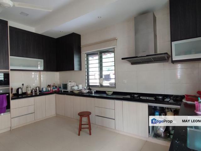 House for sale in Country Heights Damansara, Kuala Lumpur