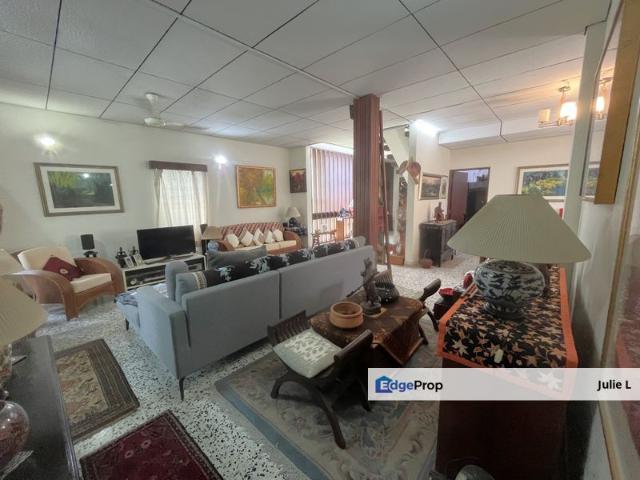 House for sale in Country Heights Damansara, Kuala Lumpur