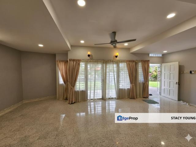 House for sale in Country Heights Damansara, Kuala Lumpur