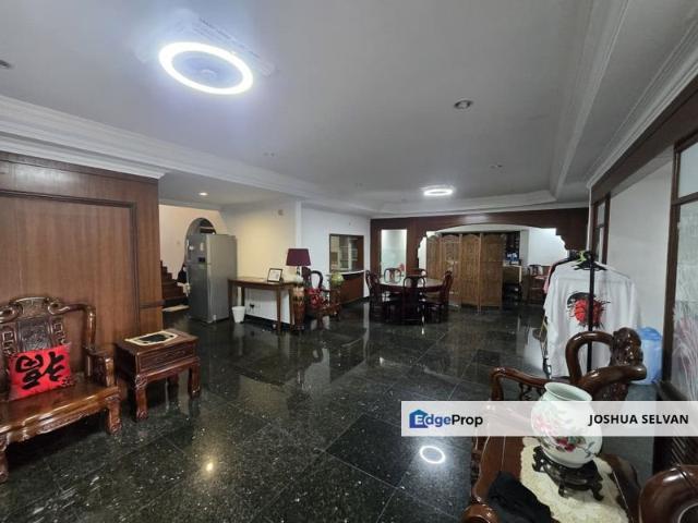 House for sale in Country Heights Damansara, Kuala Lumpur