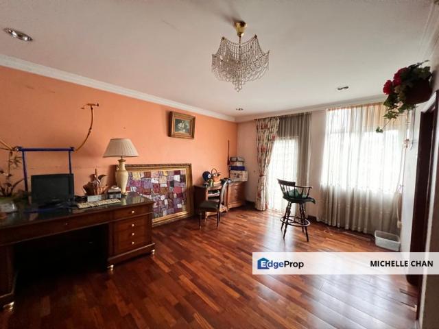 House for sale in Country Heights Damansara, Kuala Lumpur