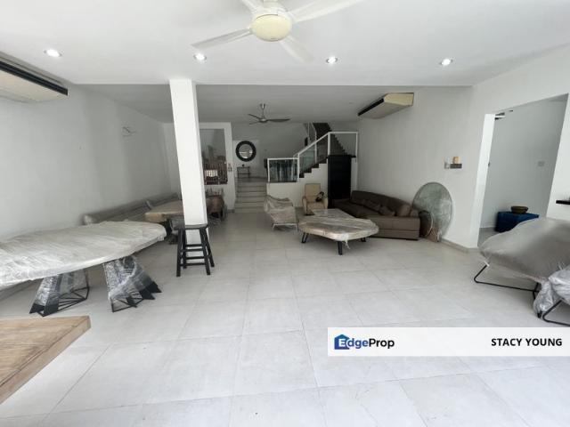 House for sale in Country Heights Damansara, Kuala Lumpur