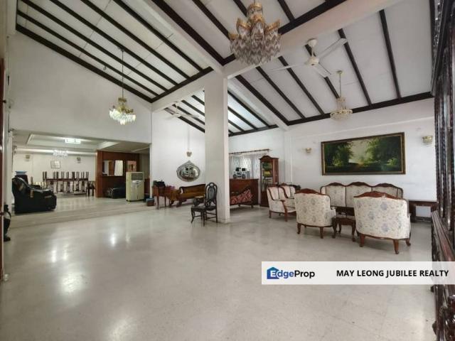 House for sale in Country Heights Damansara, Kuala Lumpur