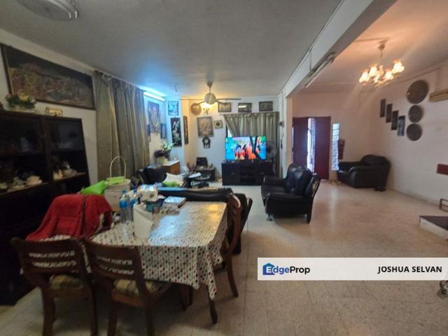 House for sale in Country Heights Damansara, Kuala Lumpur