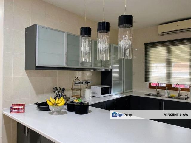 House for sale in Petaling, Damansara Damai