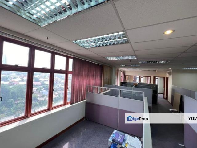 Shop for sale in Petaling, Damansara Damai