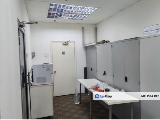 Shop for rent in Petaling Jaya, Petaling