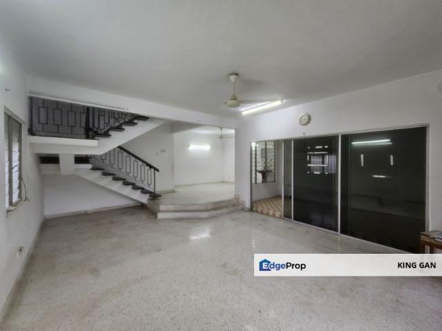 House for sale in Petaling, Damansara Damai