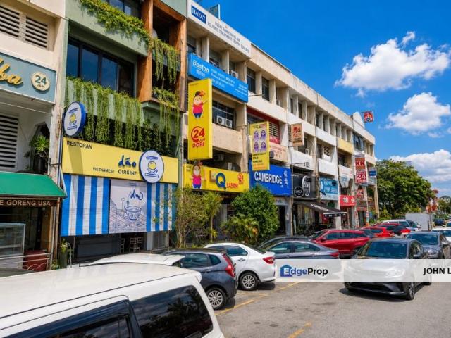 Shop for rent in Petaling, Damansara Damai