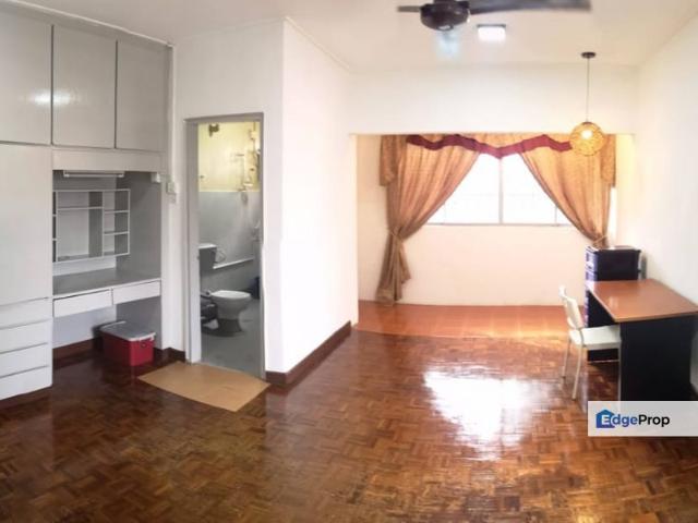 House for sale in Petaling, Damansara Damai