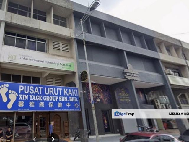 Shop for sale in Petaling Jaya, Petaling