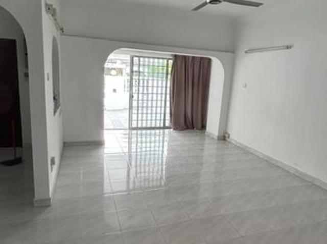 House for sale in Petaling Jaya, Petaling