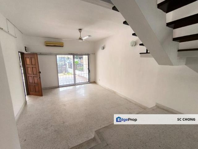 House for sale in Petaling Jaya, Petaling