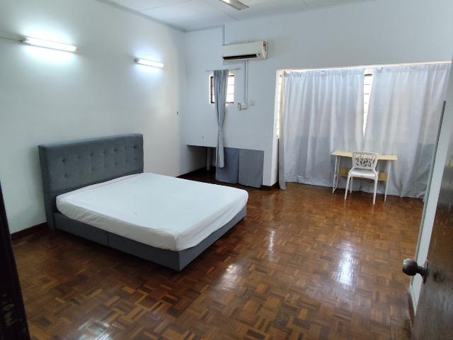 Room for rent in Petaling, Damansara Damai