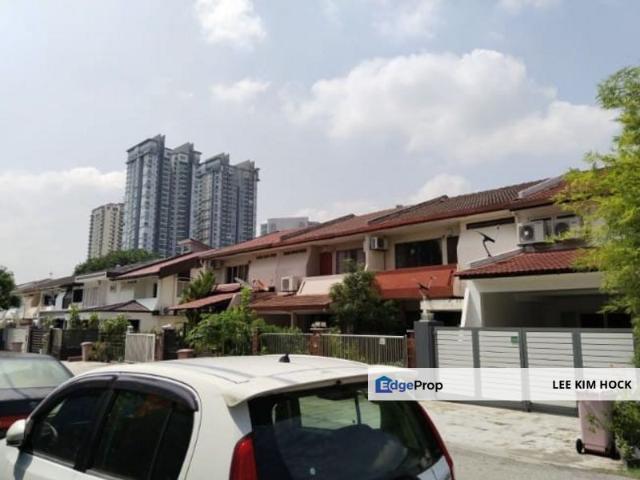 House for sale in Petaling, Damansara Damai