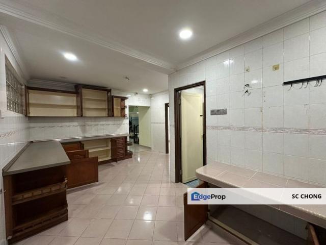 House for sale in Petaling, Damansara Damai