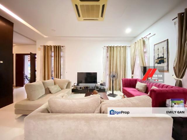 House for sale in Petaling, Damansara Damai