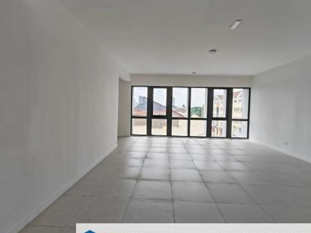 Shop for rent in Petaling, Damansara Damai
