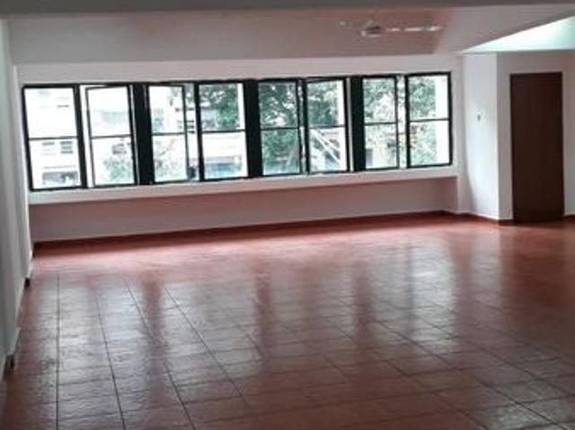Shop for sale in Petaling, Damansara Damai