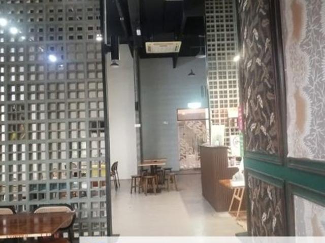 Shop for sale in Petaling, Damansara Damai