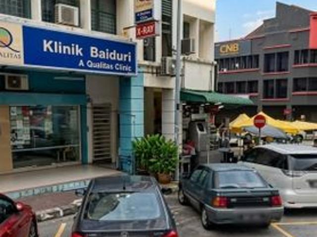 Shop for rent in PJU 8, Petaling Jaya