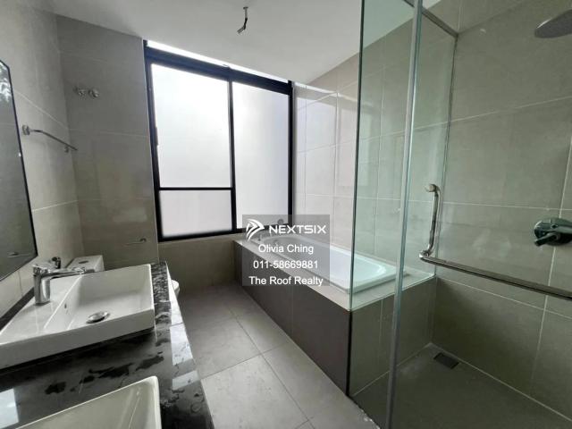 Residential House for sale in Petaling, Damansara Damai