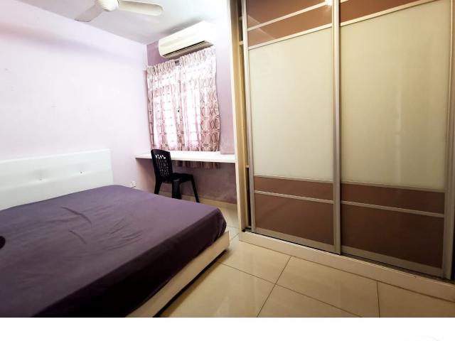 Room for rent in Petaling, Damansara Damai