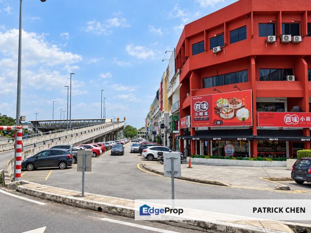Shop for rent in Petaling, Damansara Damai
