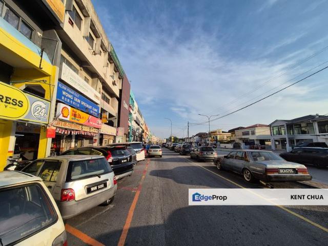 Shop for sale in Petaling, Damansara Damai