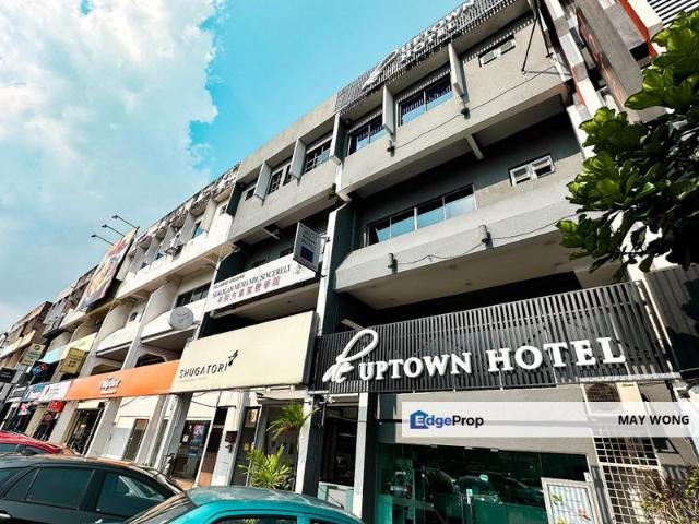 Shop for rent in Petaling, Damansara Damai