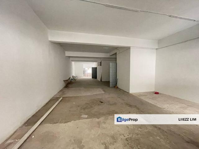 Shop for rent in Petaling, Damansara Damai
