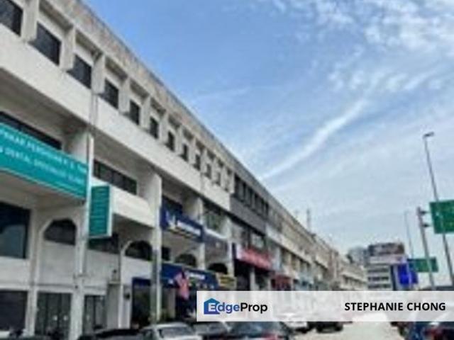 Shop for rent in Petaling, Damansara Damai