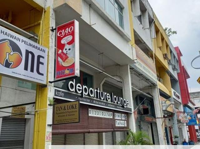 Shop for rent in Petaling, Damansara Damai
