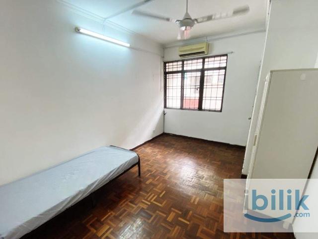Room for rent in Country Heights Damansara, Kuala Lumpur