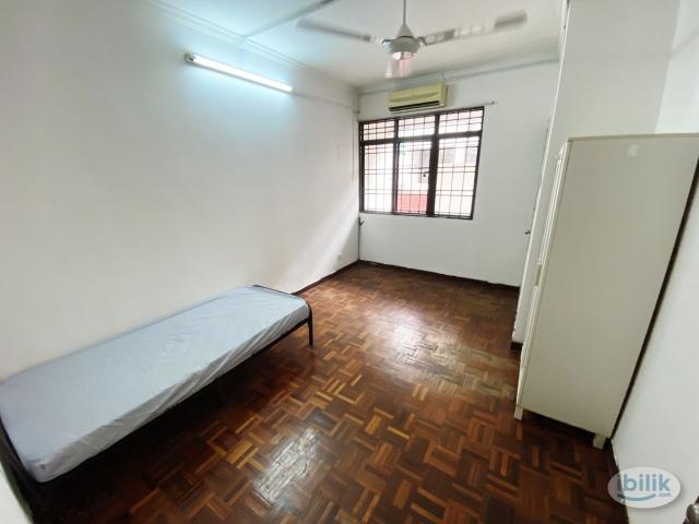 Room for rent in Petaling, Damansara Damai