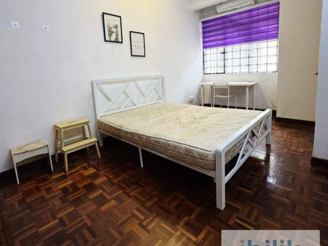 Room for rent in Country Heights Damansara, Kuala Lumpur