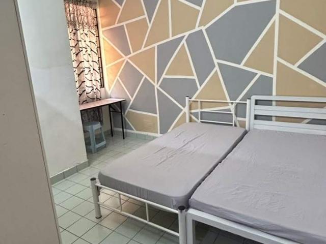 Room for rent in Petaling, Damansara Damai