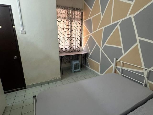 Room for rent in Petaling, Damansara Damai