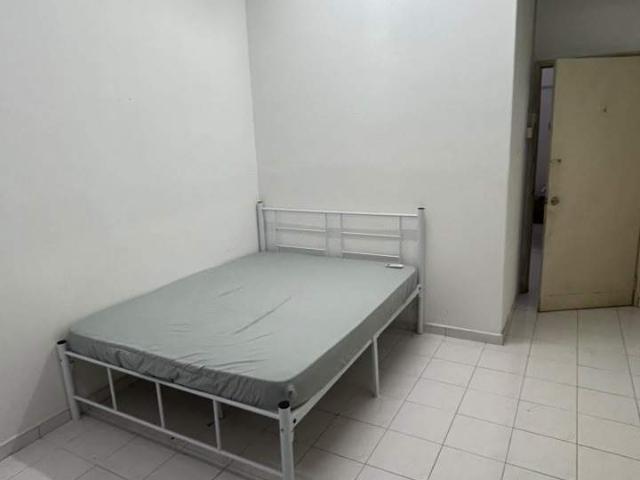 Room for rent in Petaling, Damansara Damai