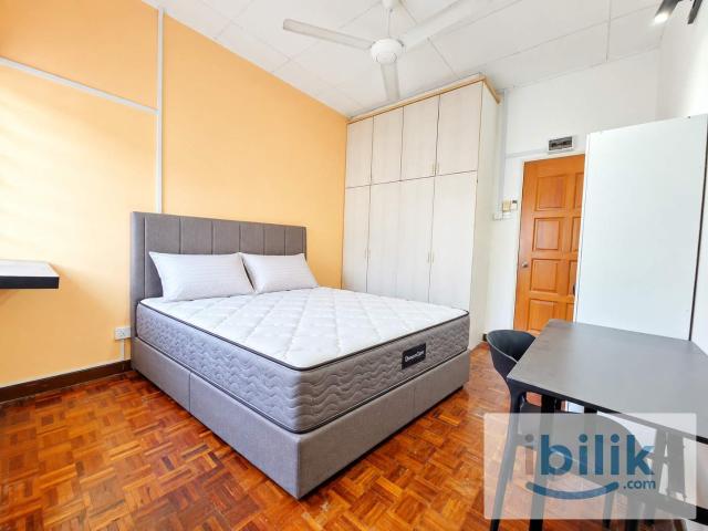 Room for rent in Petaling, Damansara Damai