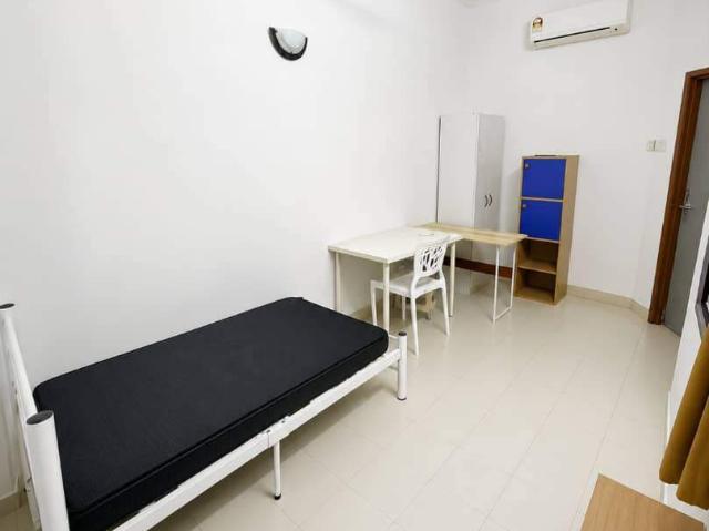 Room for rent in Petaling, Damansara Damai