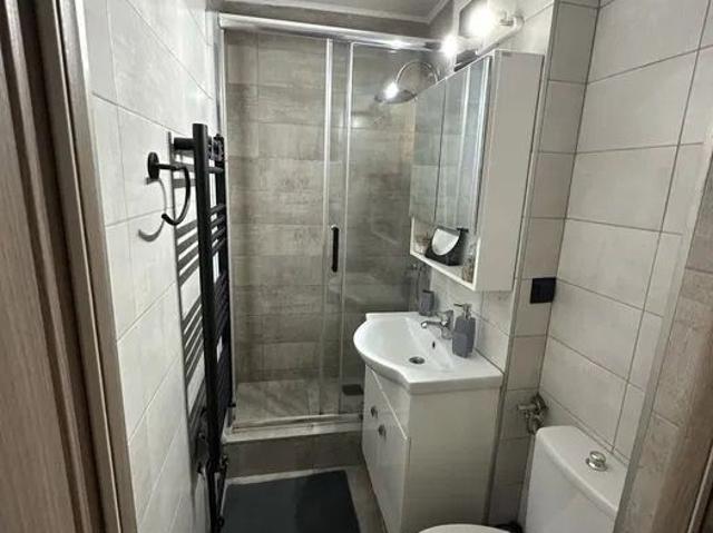 Apartament închirieri