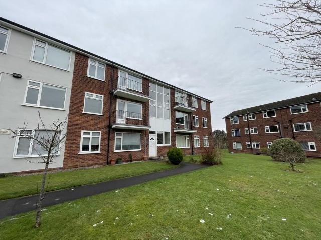 Apartment for rent in Pownall Green, Bramhall