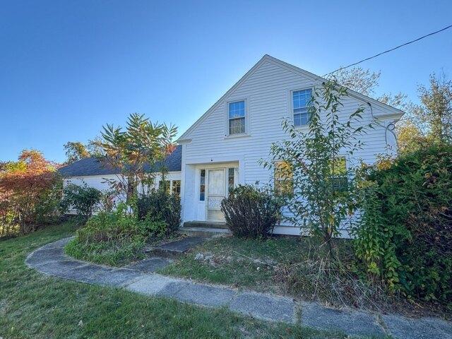 House for sale in Ashby, Middlesex County