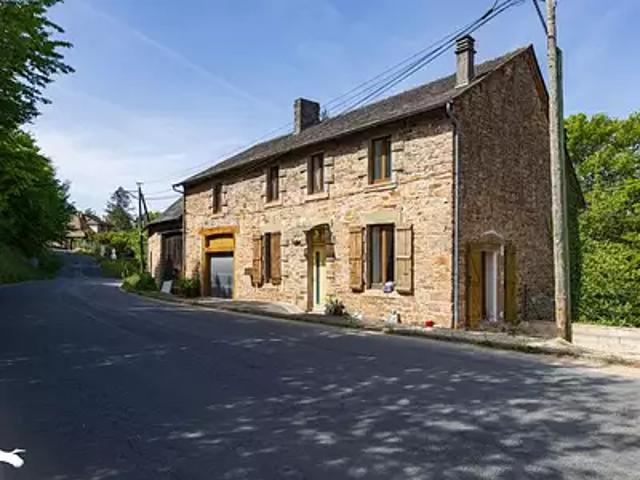 Maison vente à Le Peuch, Dampniat